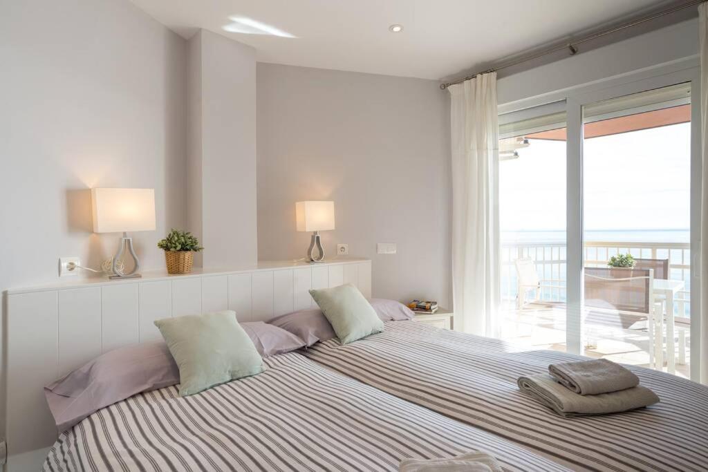 Tgh/ Fuengirola Frente Al Mar Apartment Ngoại thất bức ảnh