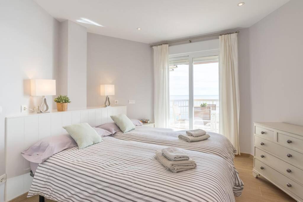 Tgh/ Fuengirola Frente Al Mar Apartment Ngoại thất bức ảnh